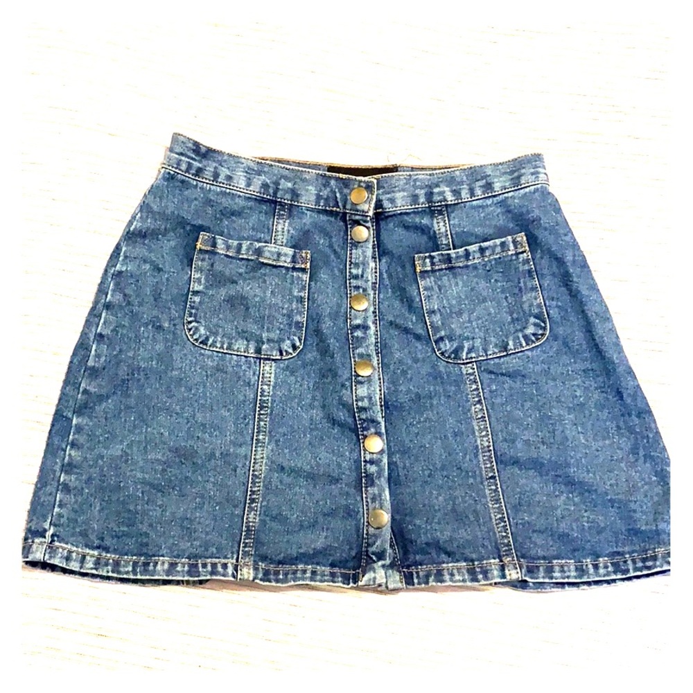 A-line Denim Button Skirt